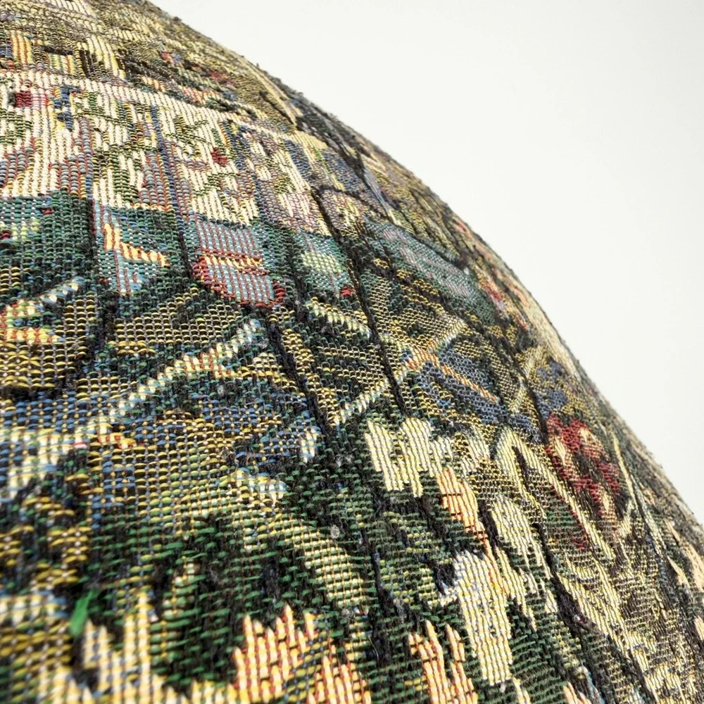 Vintage French Cottage Tapestry 14